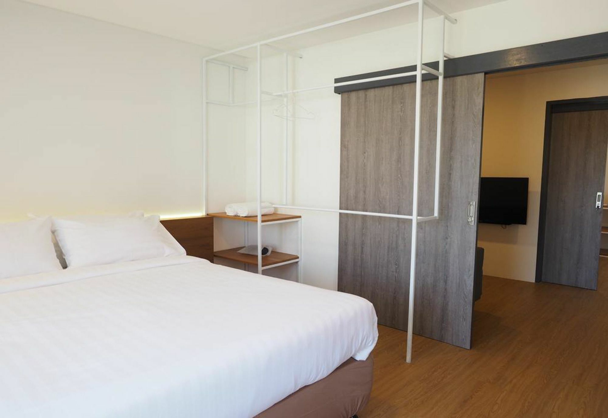 Hotel 7 Days Asleep à Chiang Mai Extérieur photo